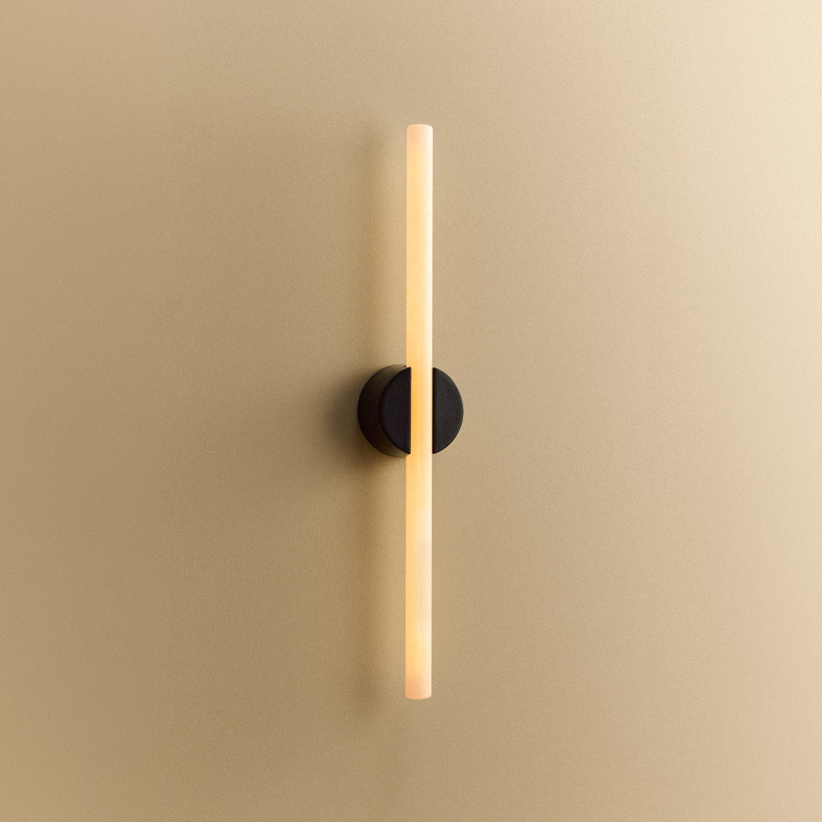 Kilter 1.0 Wall Light in Dark Grey