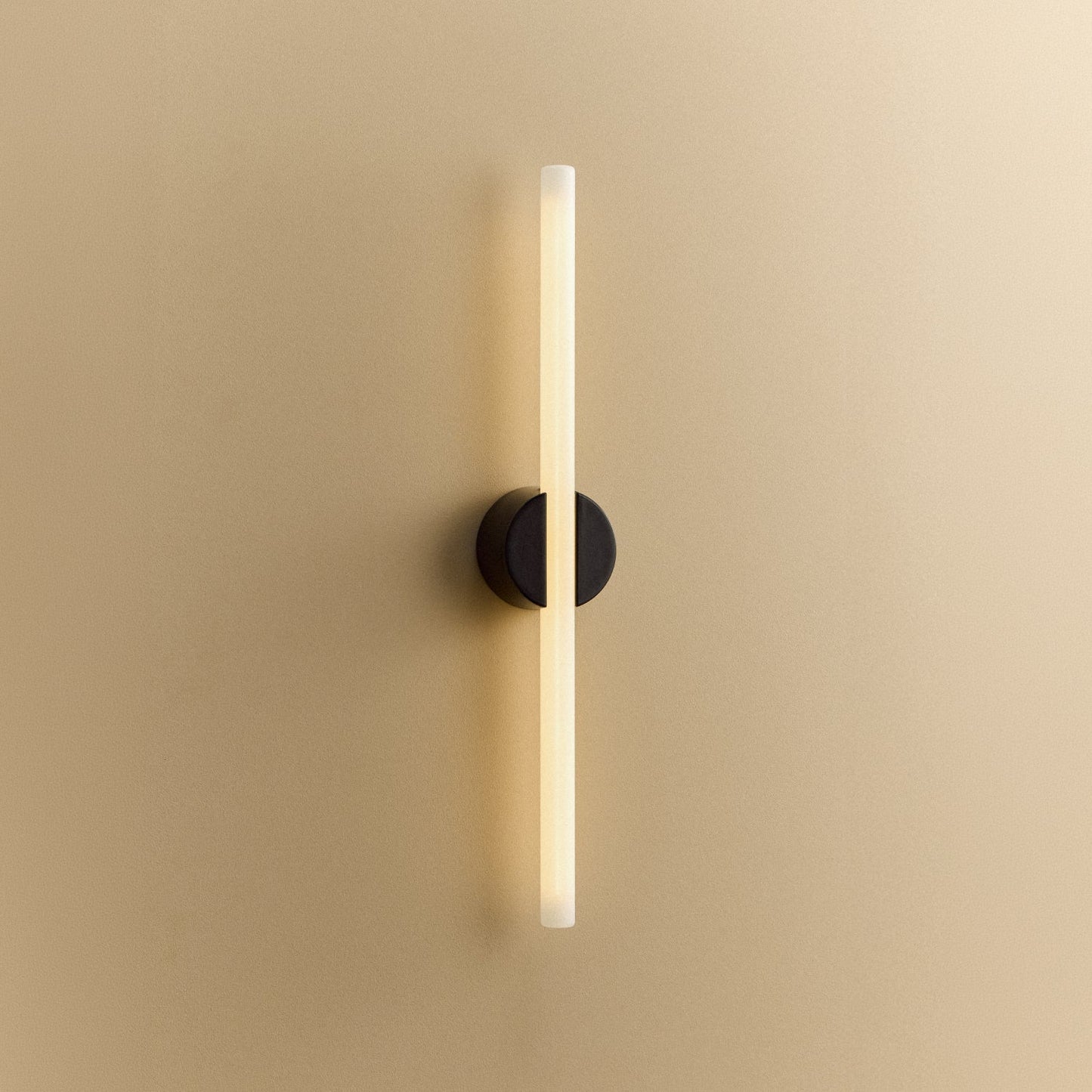 Kilter 1.0 Wall Light in Dark Grey