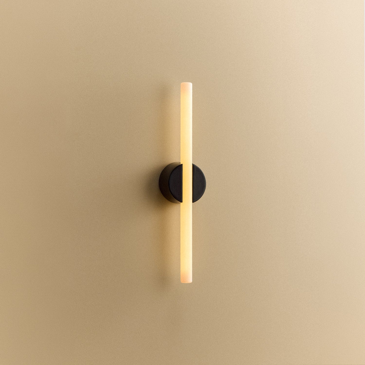 Kilter 1.0 Wall Light in Dark Grey