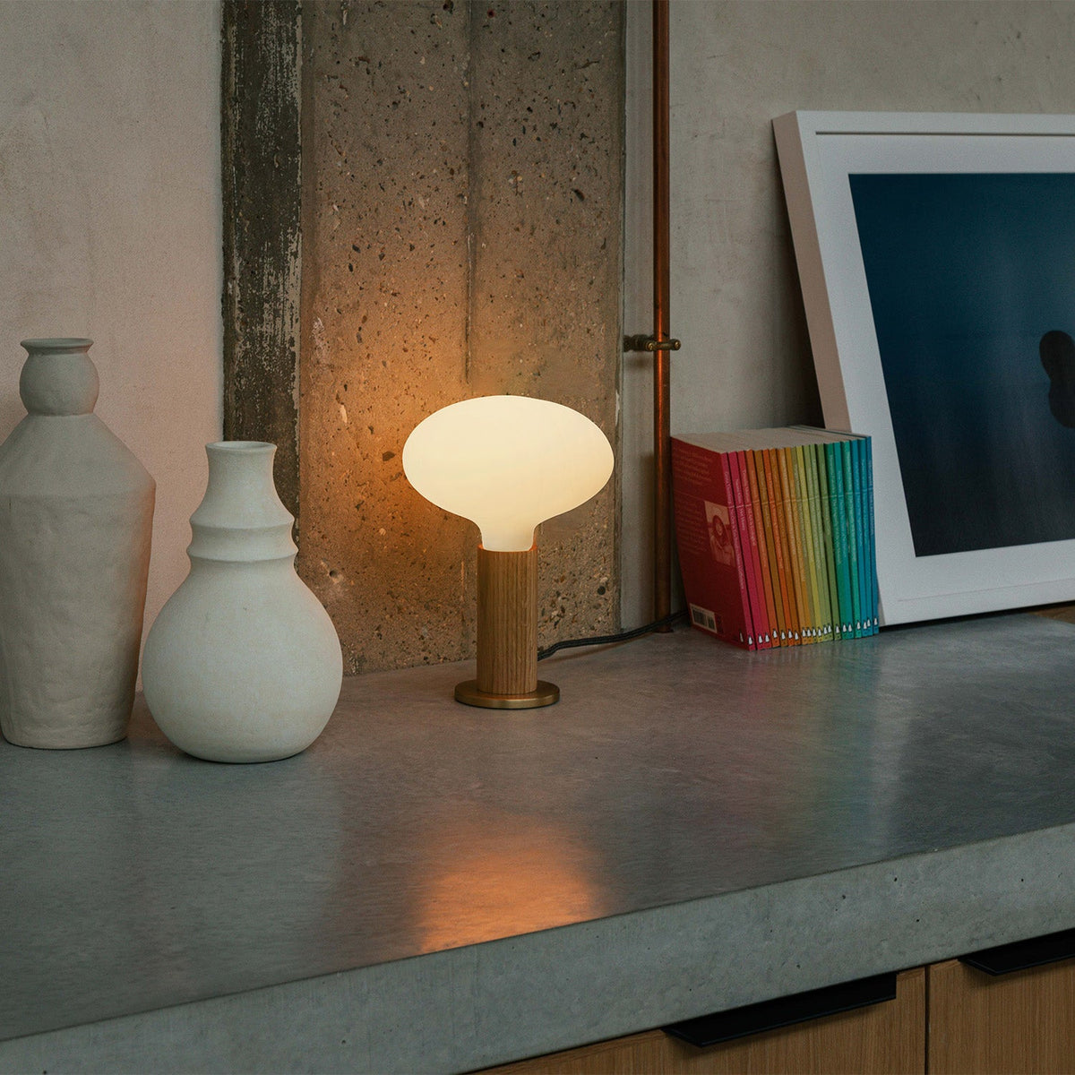 Knuckle Table Lamp in Oak + Oval Dim to Warm