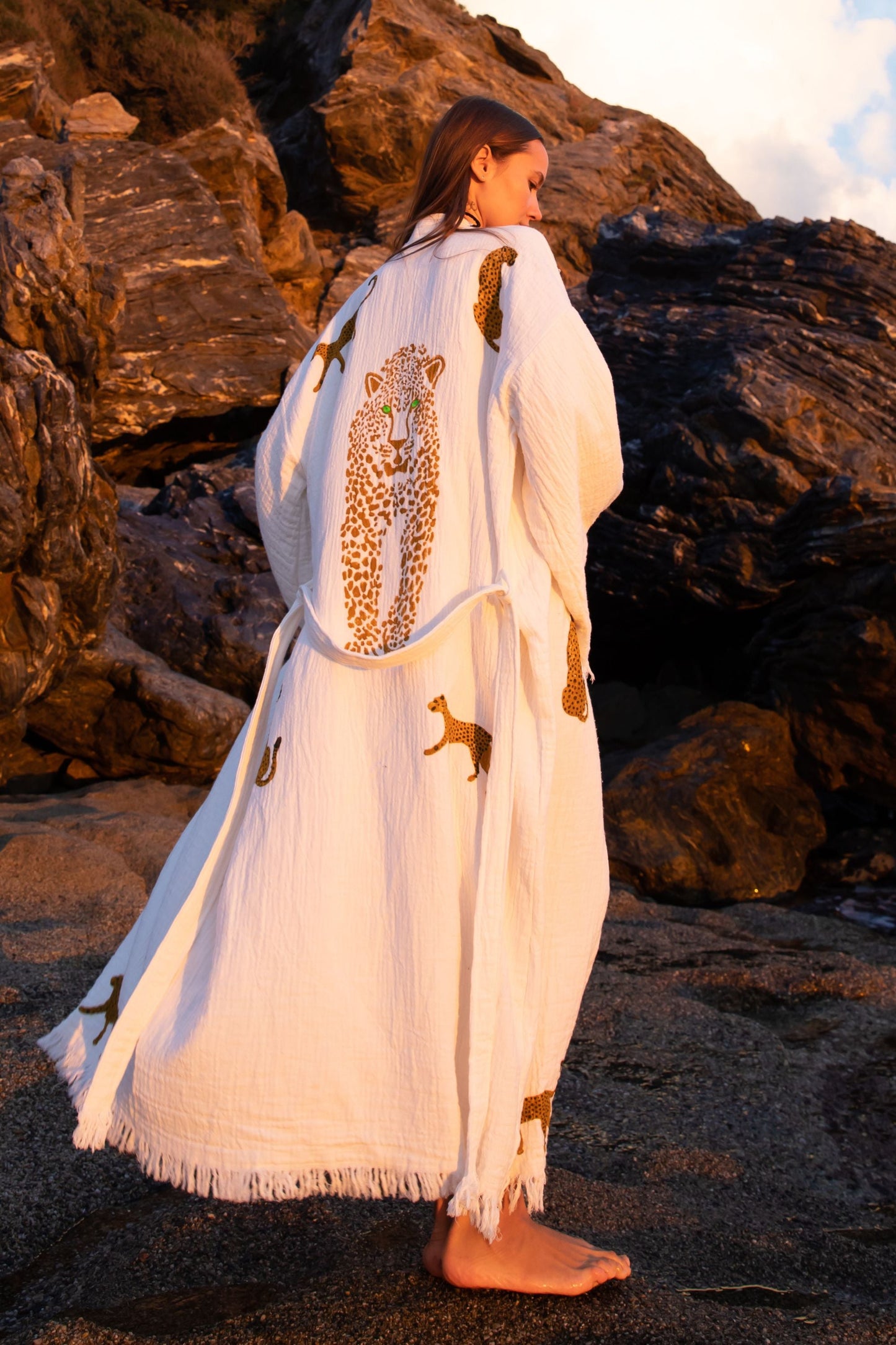 WILD LEOPARD Kimono in Brown