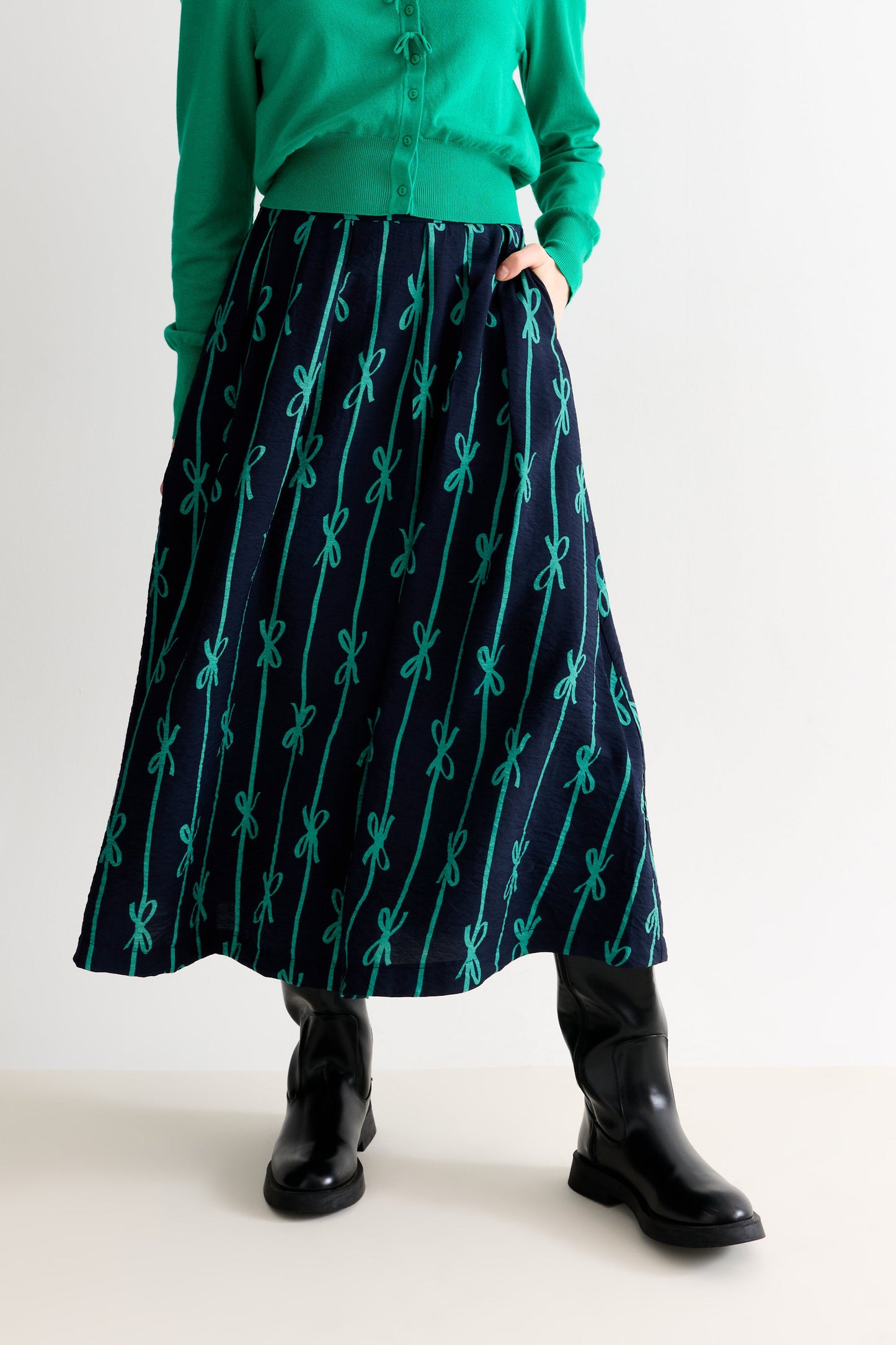 Lizea Tie Up Midi Skirt - Navy