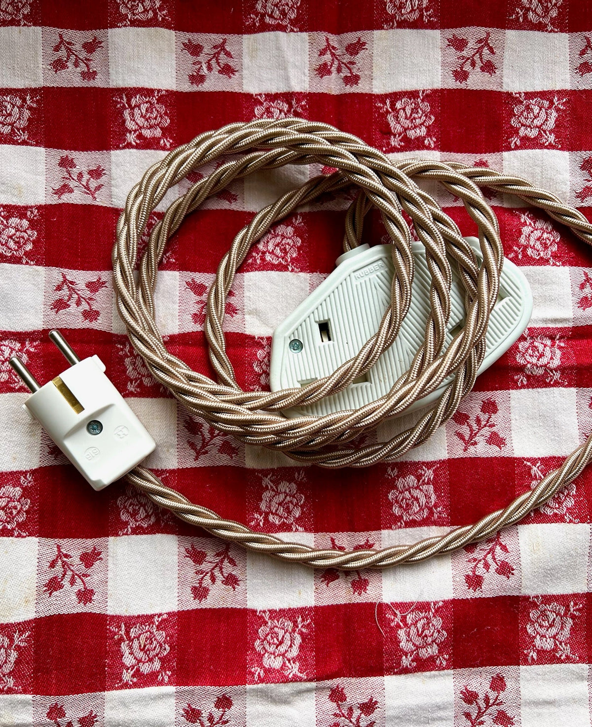 EU Travel Adaptor in White 2 Sockets (Collective)