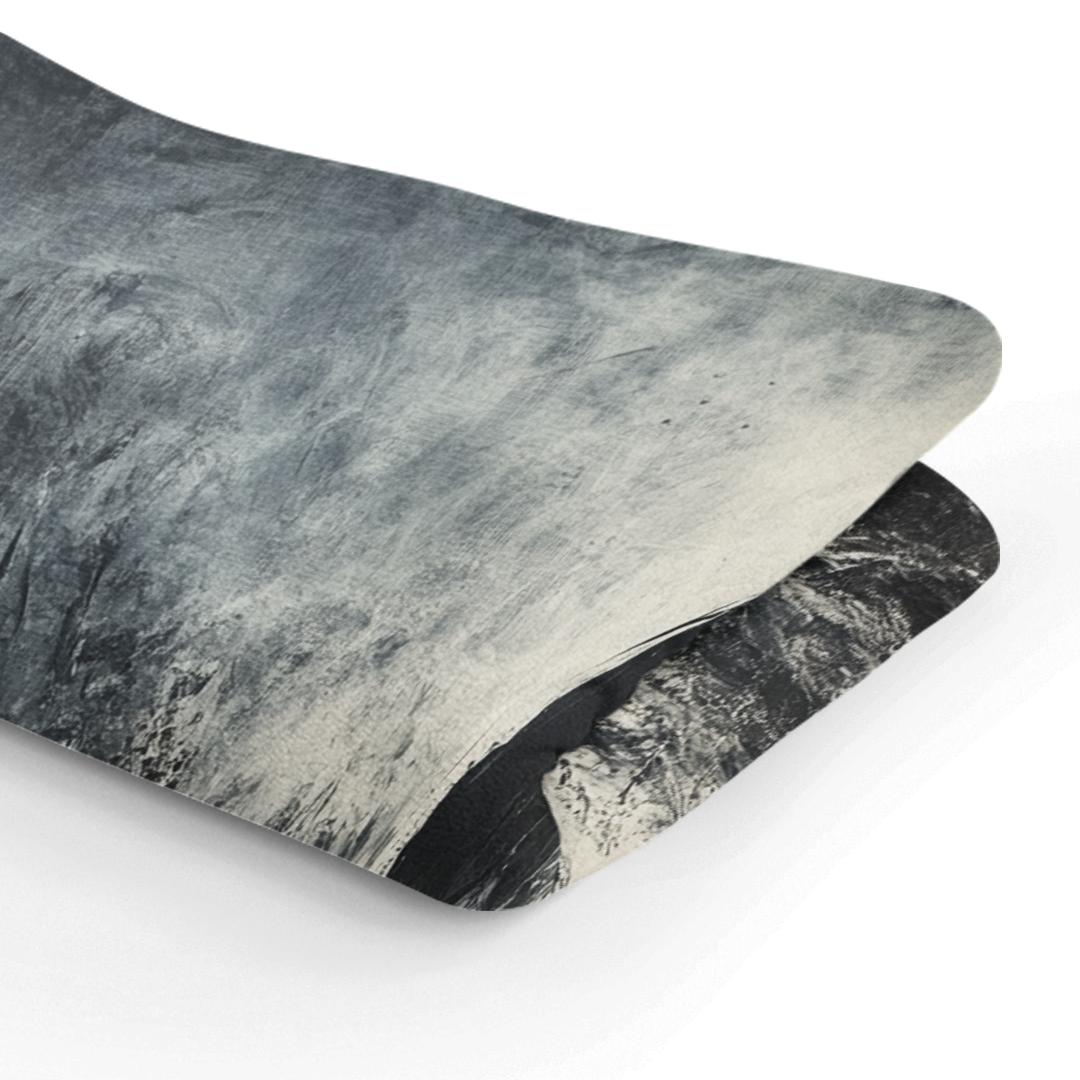 Monochrome Circle Blanket