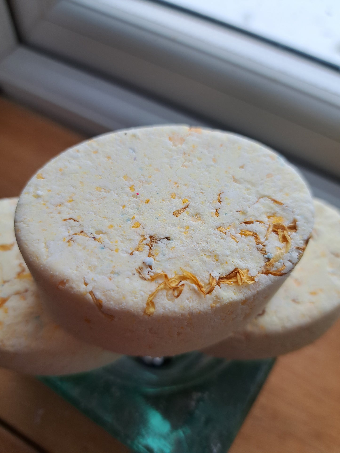 Gift Box of 3 Mixed Bath Bombs
