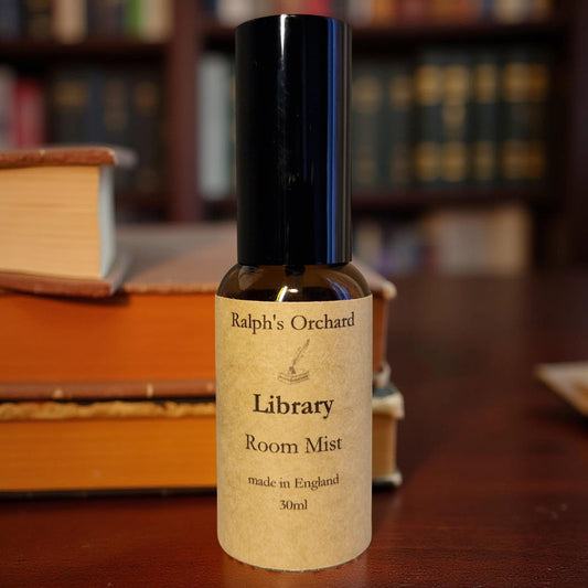 Library Room Mist | Cashmere, Amber & Sandalwood