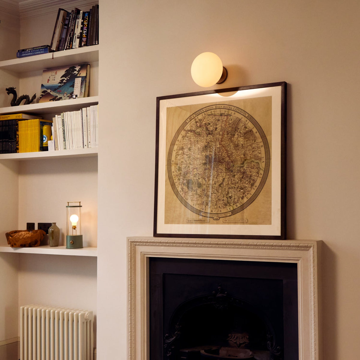 Lochan Wall Light in Graphite