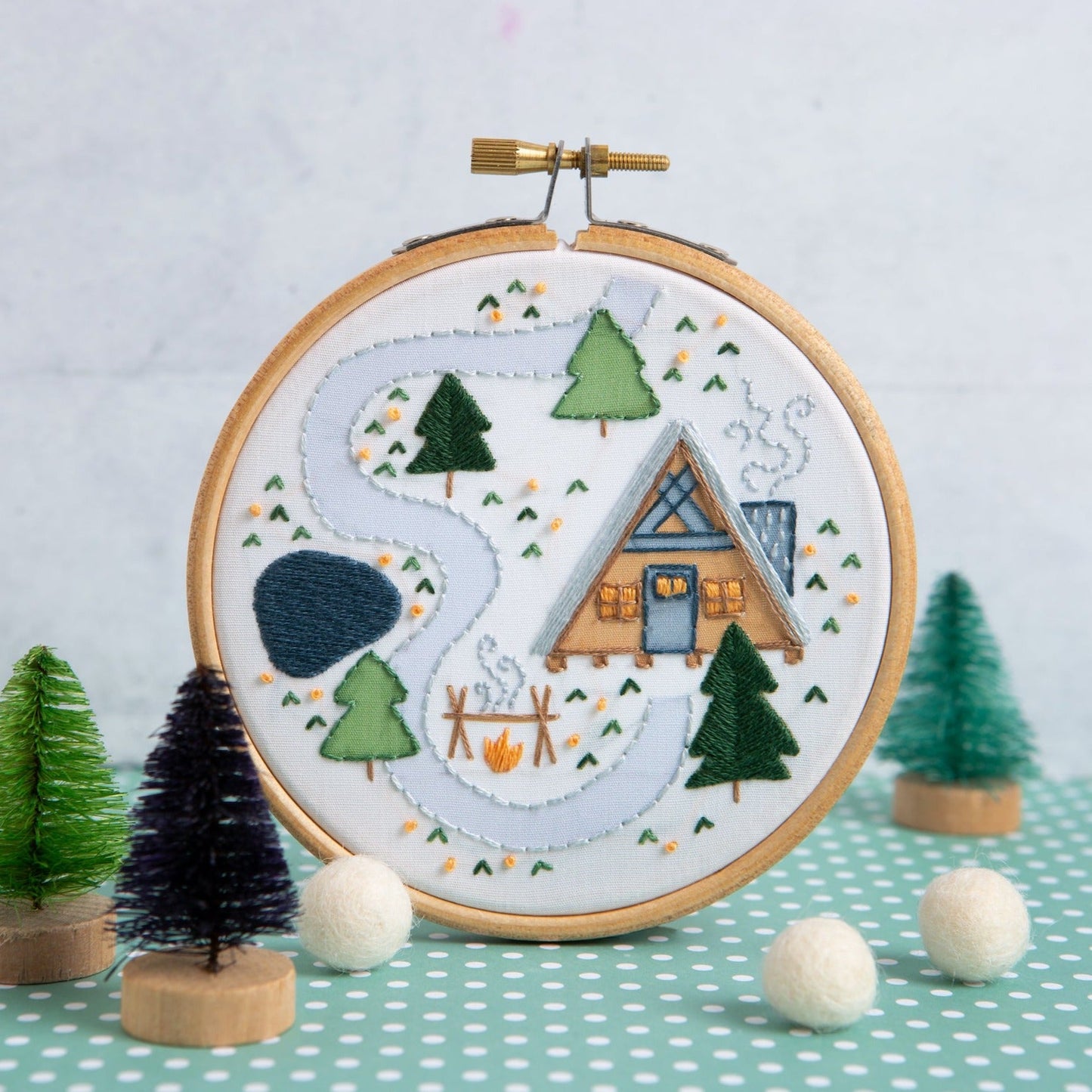'Log Cabin' Mini Embroidery Kit for Beginners