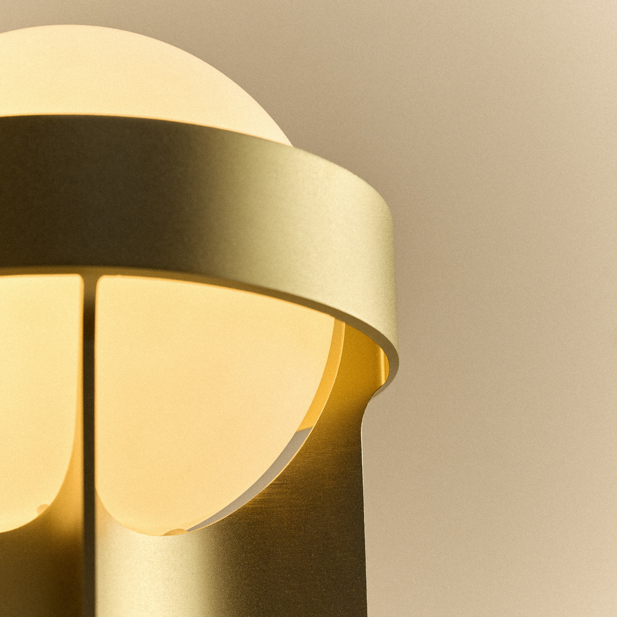 Loop Table Lamp in Gold + Sphere IV