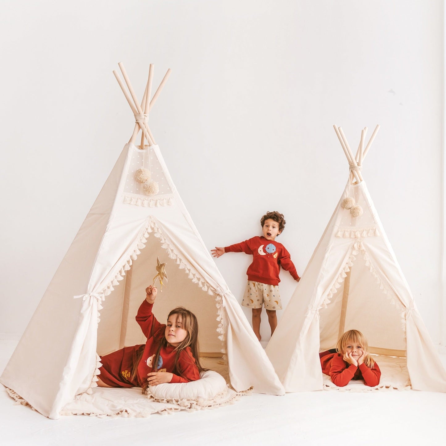 MINICAMP Extra Large Indoor Teepee Tent with Tassels Decor