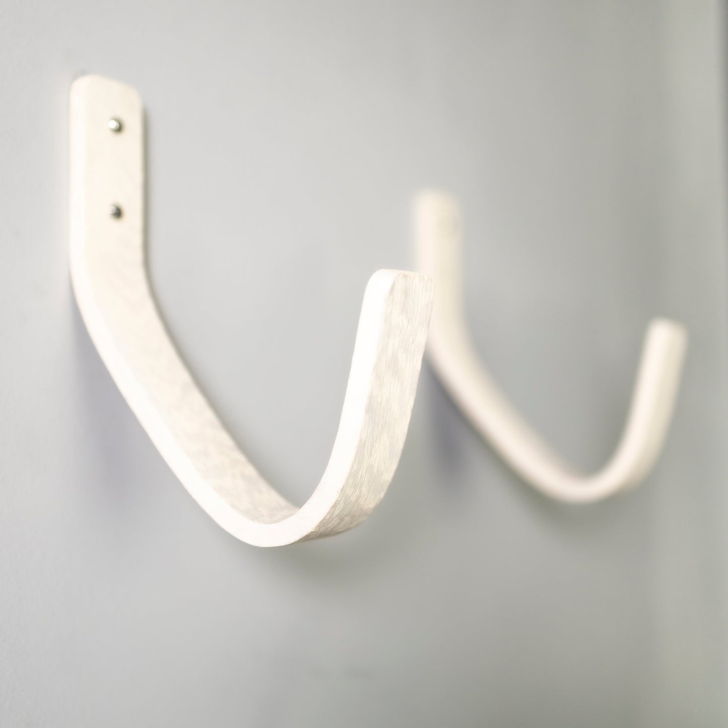 White Oak Longboard Surfboard Wall Mount | Waves 2.0 Vertical Rack | Handcrafted in UK