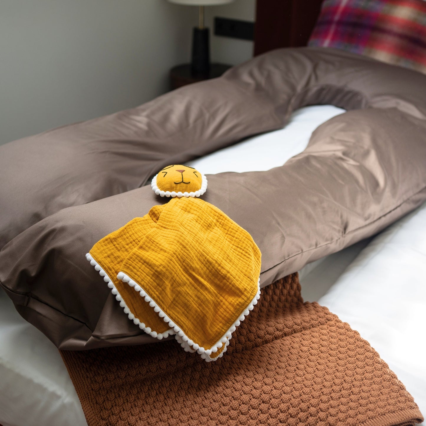 MINICAMP U-Shaped Comfort Pillow with Natural Sateen Cotton Cover in Cacao | Kapok & Latex Blend or PES Filling