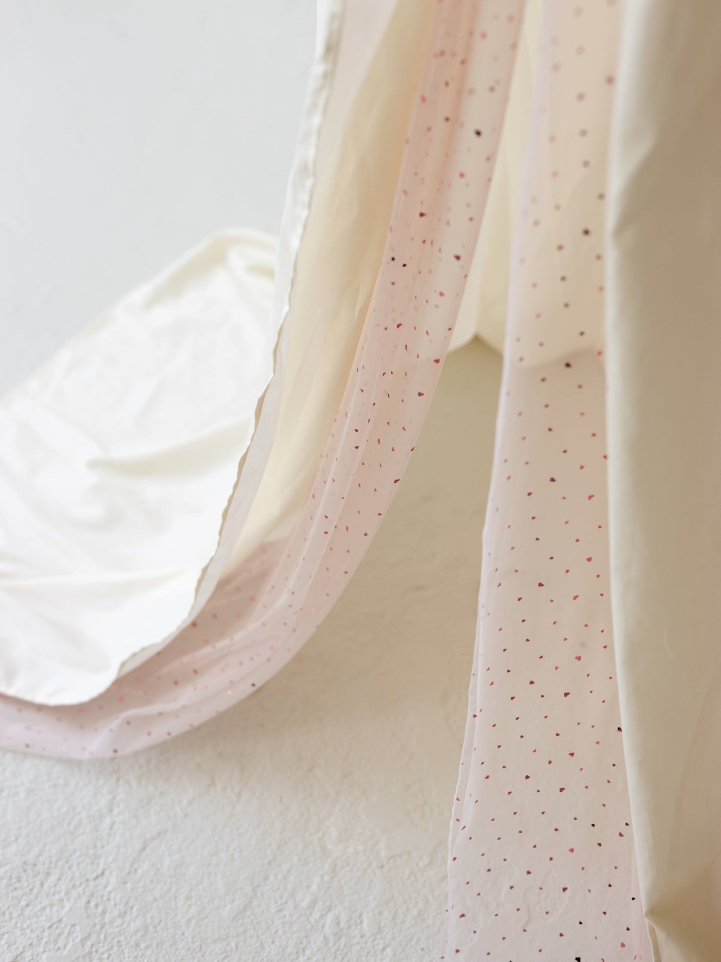 MINICAMP Kids Bed Canopy with Tulle & Tassels in Cream