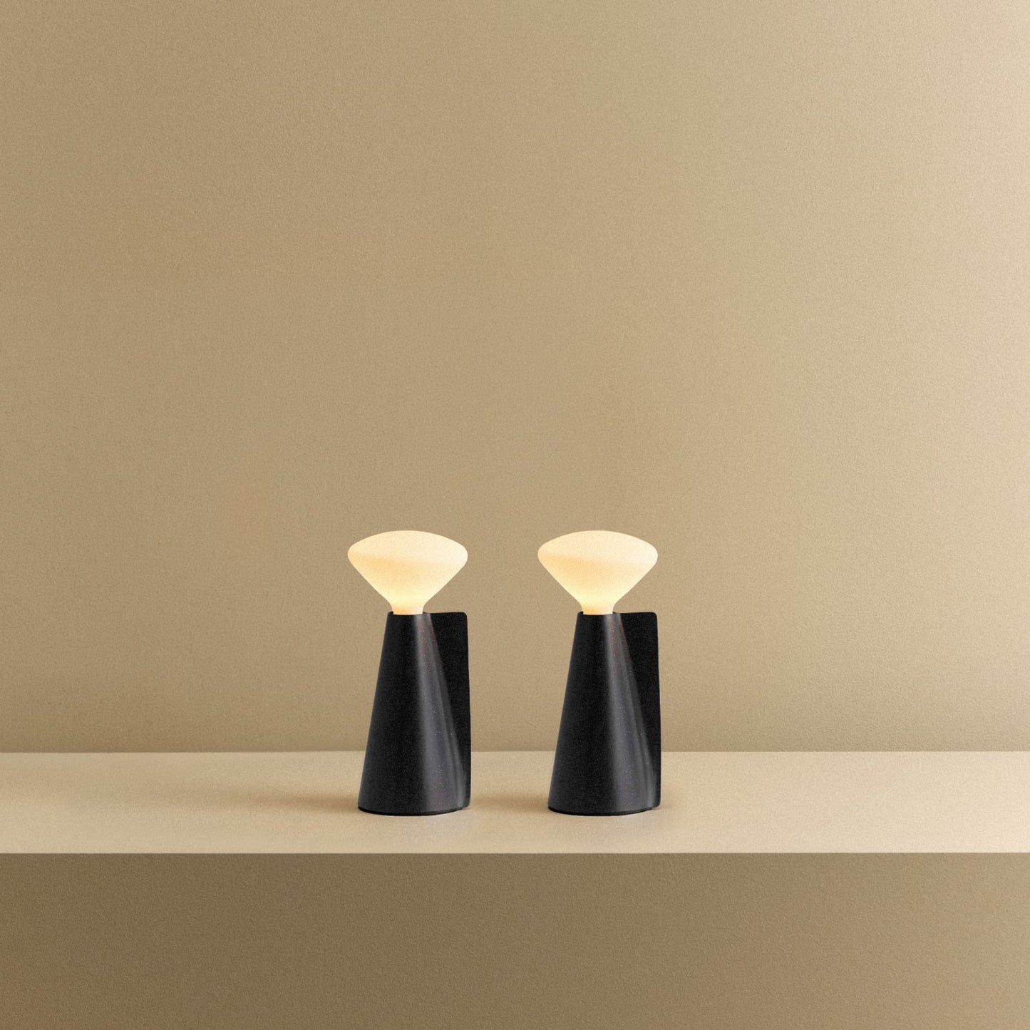 Mantle Portable Lamp in Granite Black - Set of 2