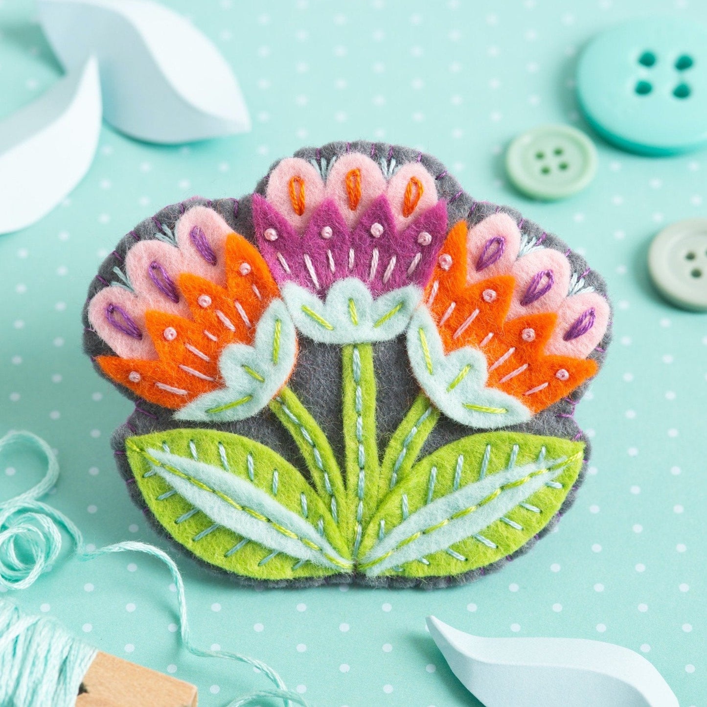 'Marianne' Flower Felt Craft Brooch Kit for Beginners