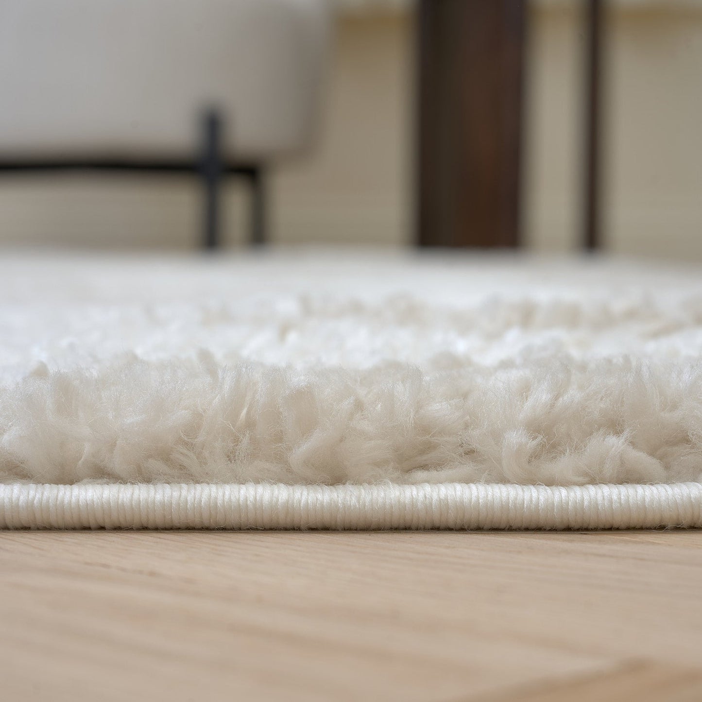 Moodi Shaggy Cream Kora Rug