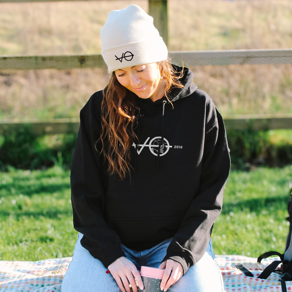 Crest Hoodie (Unisex)