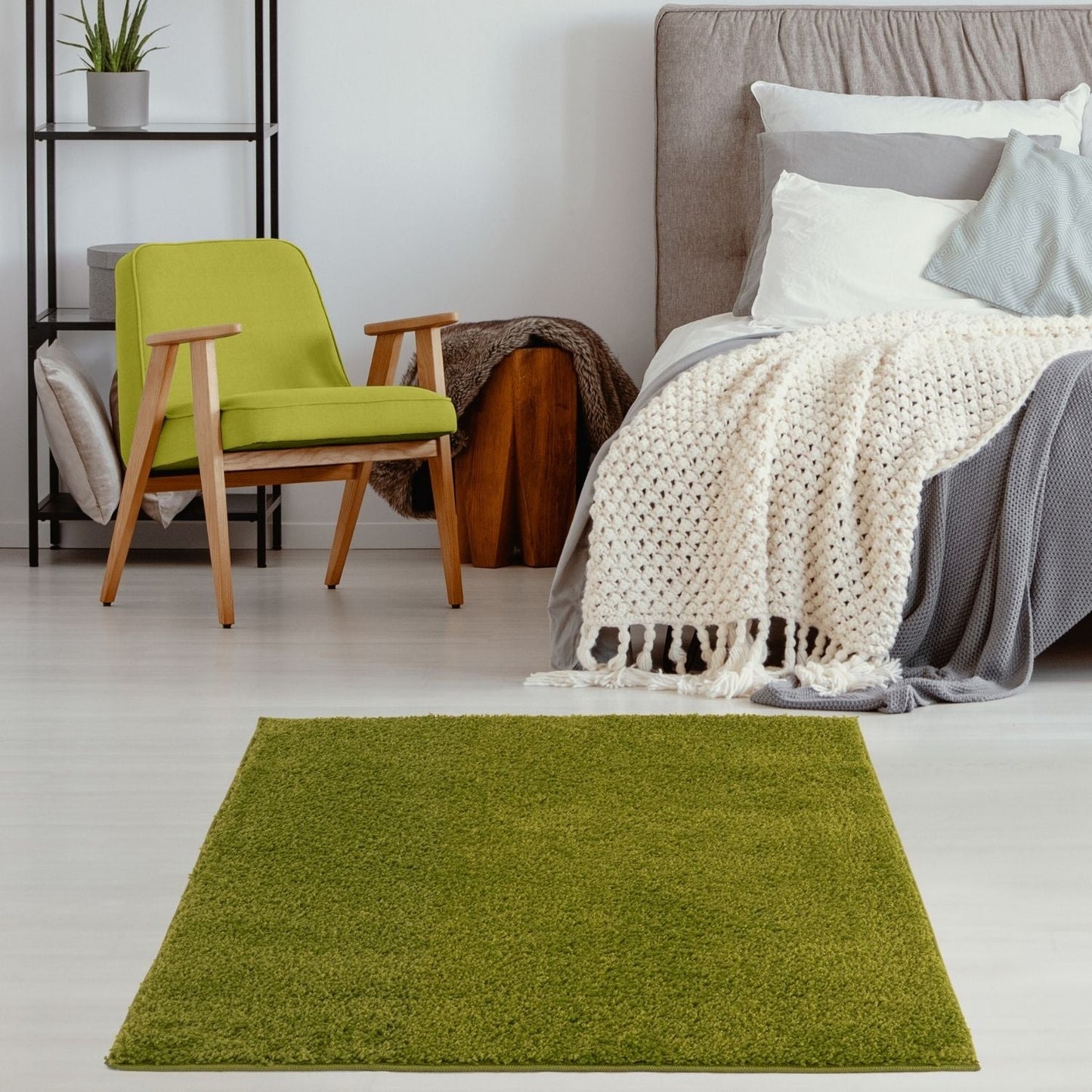 Myshaggy Solid Green Rug