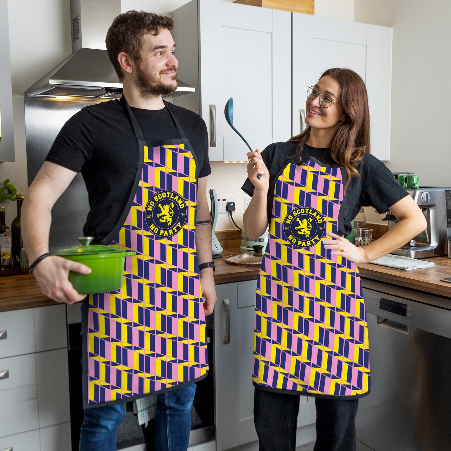 No Scotland No Party - Yellow & Pink Pattern - Water-Resistant Adults Apron