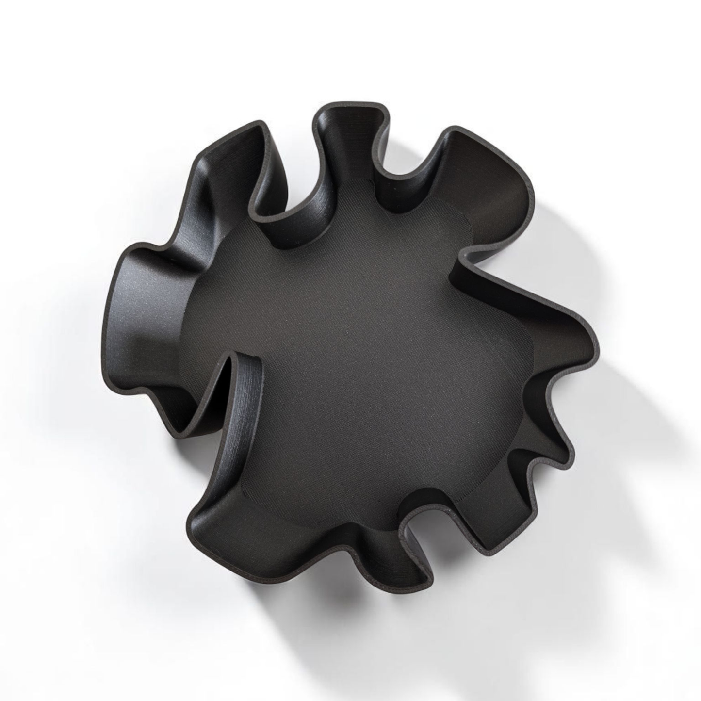 Organic Design Catchall Bowl | Modern Wavy Decorative Tray