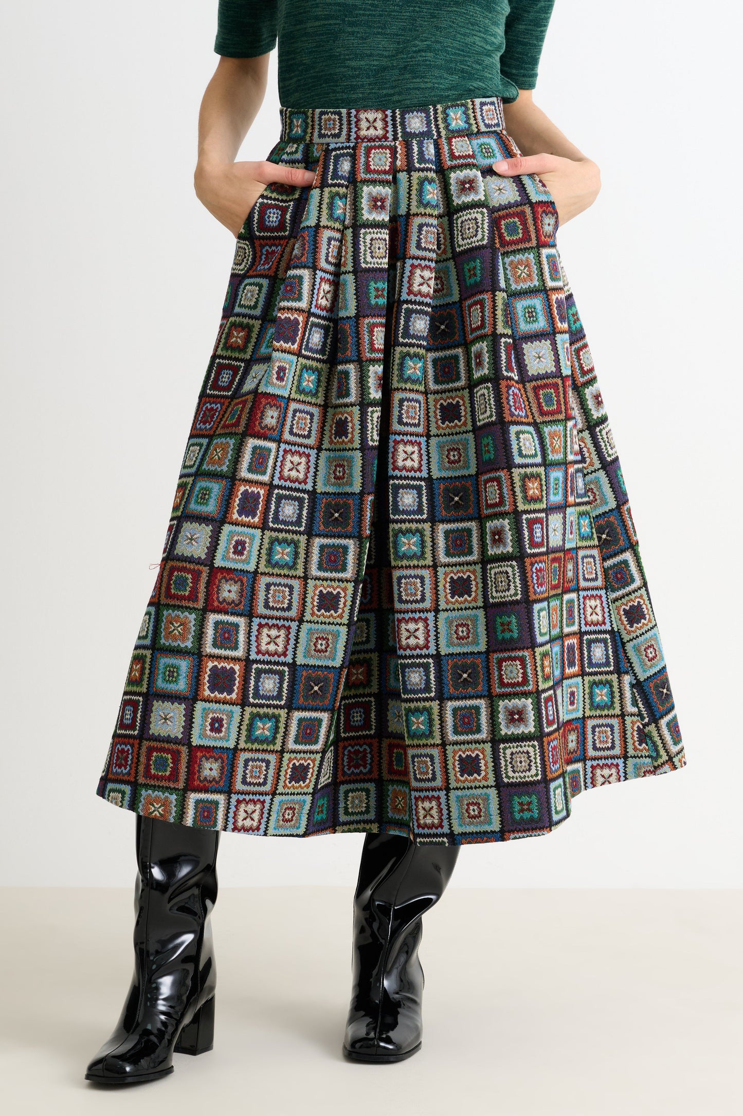 Pasadena 70'S Patch Jacquard Midi Skirt