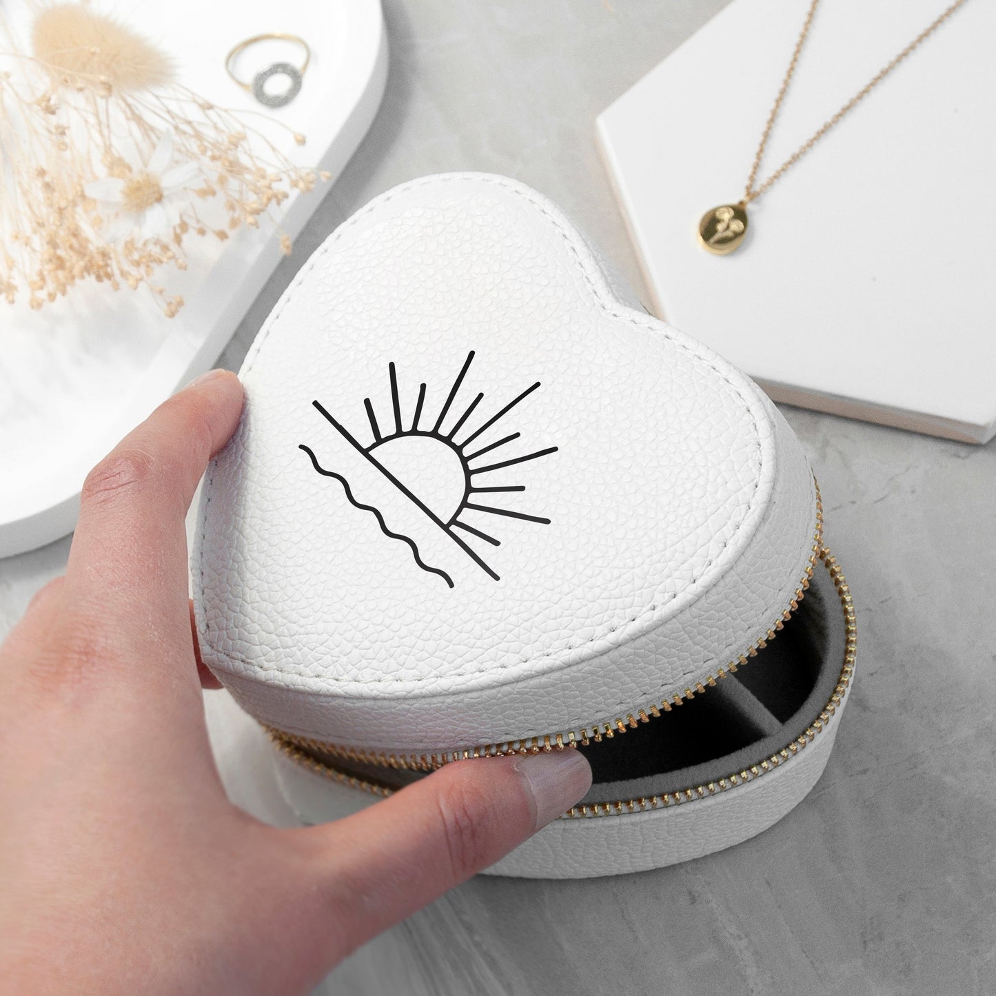 Sunset White Heart Jewellery Case