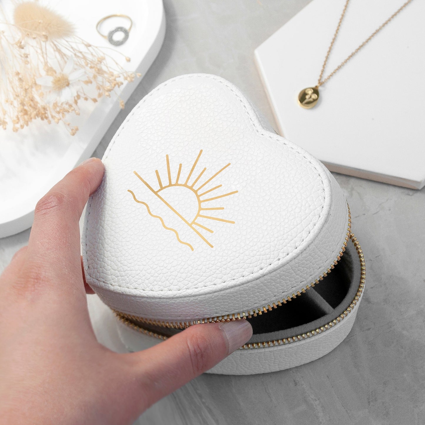 Sunset White Heart Jewellery Case