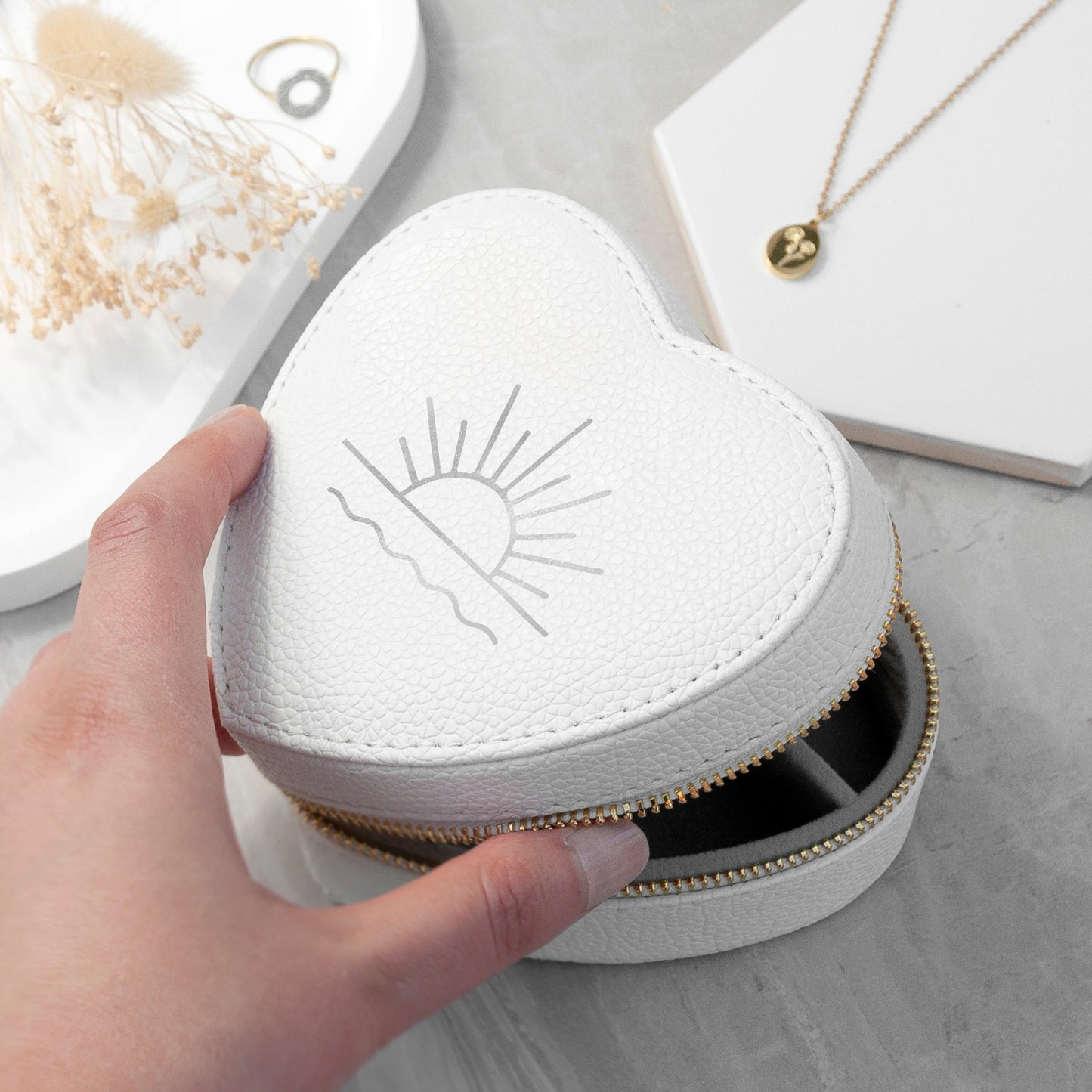 Sunset White Heart Jewellery Case