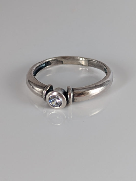 Silver Steed Silver Round Zirconia Ring