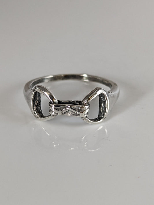 925 Silver Snaffle Bit Ring – Equestrian Jewellery for Him & Her
