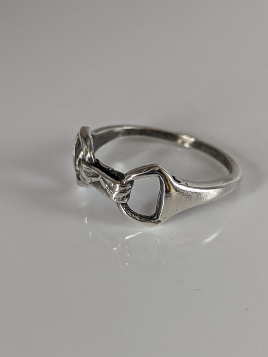 925 Silver Snaffle Bit Ring – Equestrian Jewellery for Him & Her