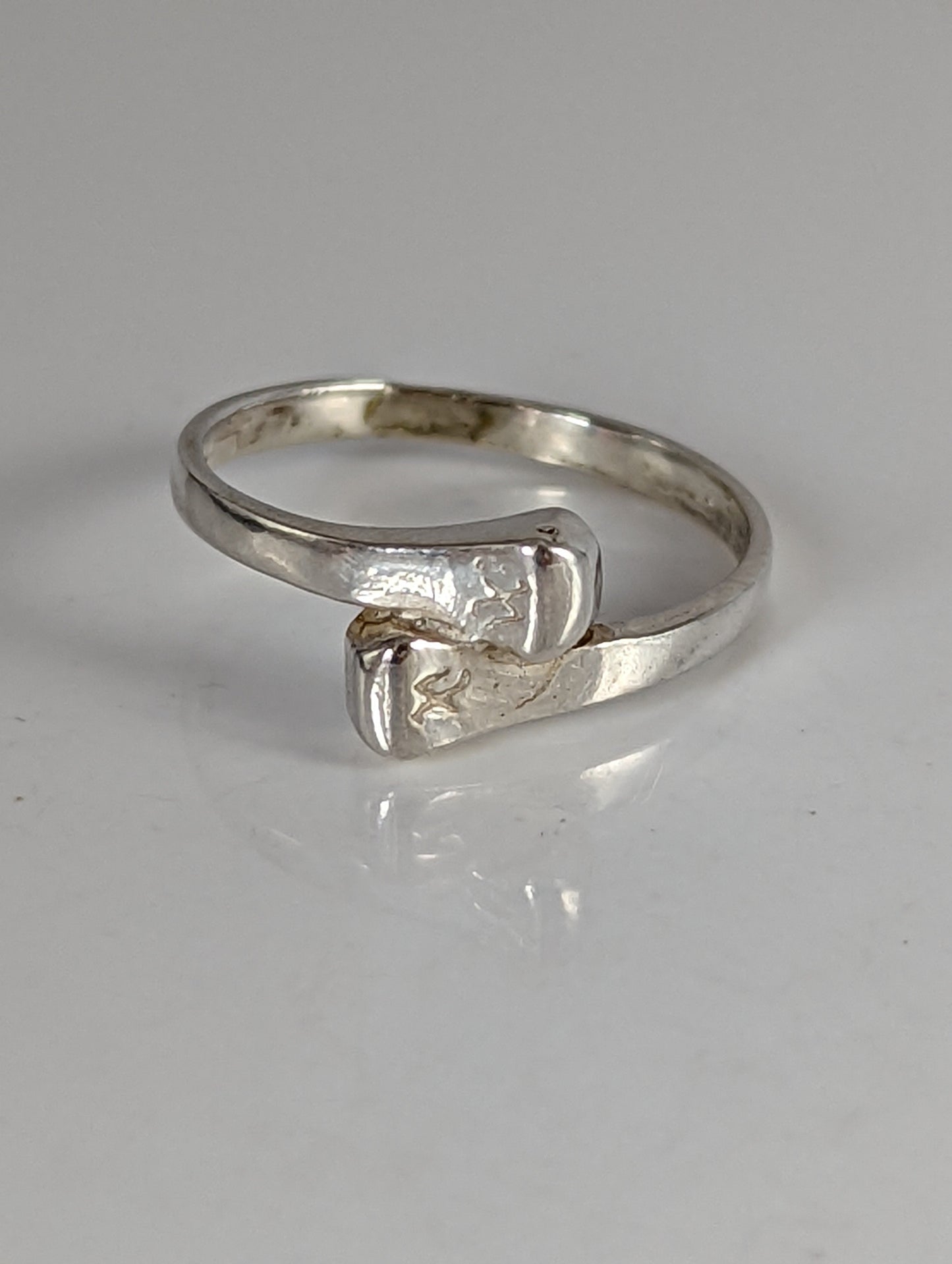 925 Silver Hoof Nail Ring – Equestrian Gift for Him & Her