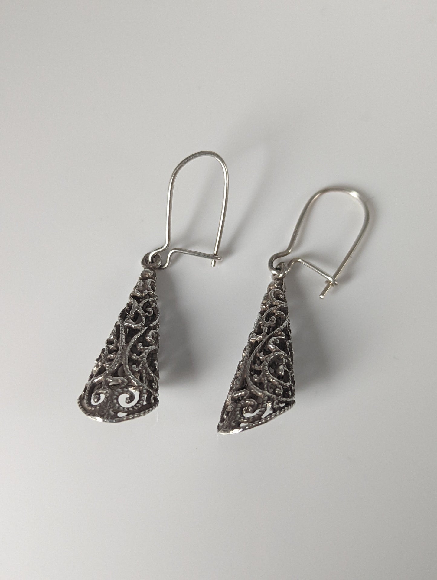 Silver Steed Filigree Cone Dropped Earrings