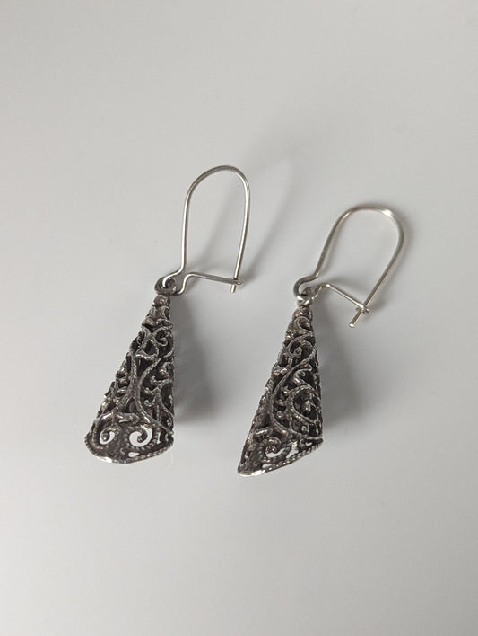 Silver Steed Filigree Cone Dropped Earrings