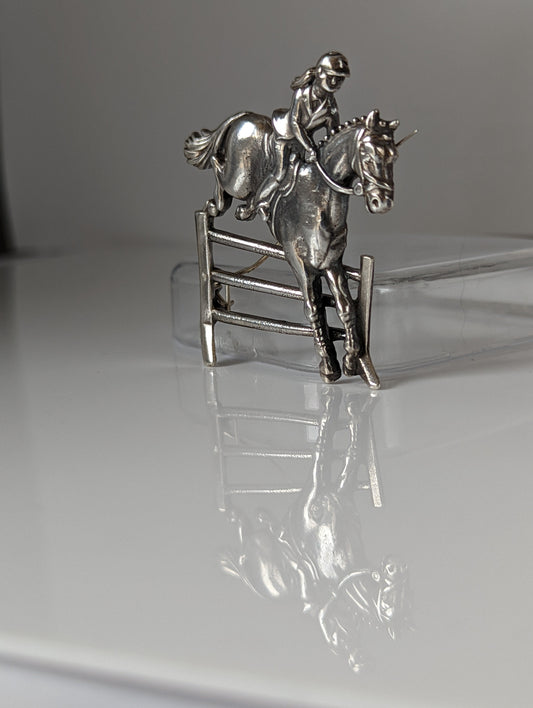Silver Steed Triple Bar Jump, Show Jumping Brooch / Stock Tie Pin