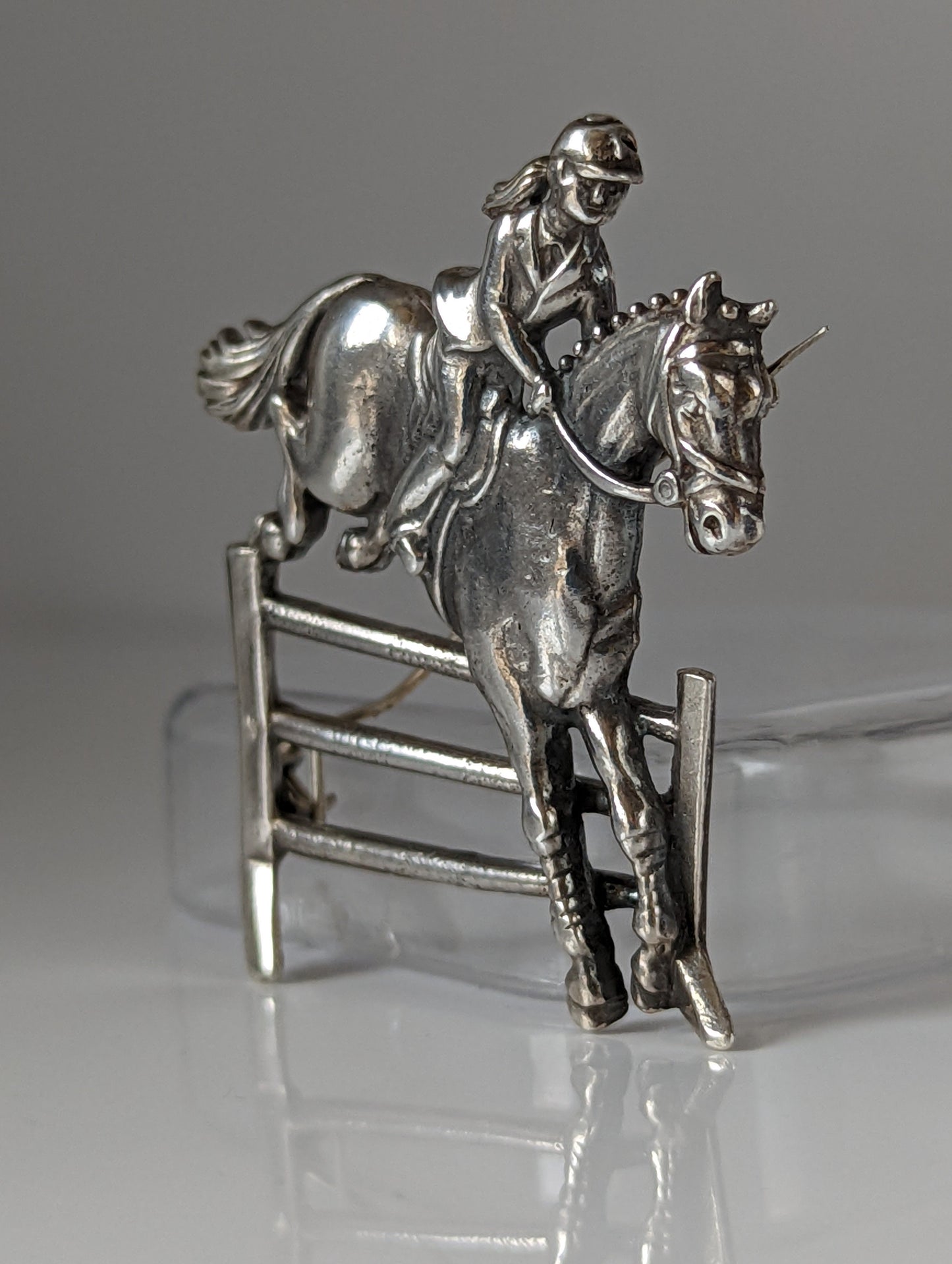 Silver Steed Triple Bar Jump, Show Jumping Brooch / Stock Tie Pin