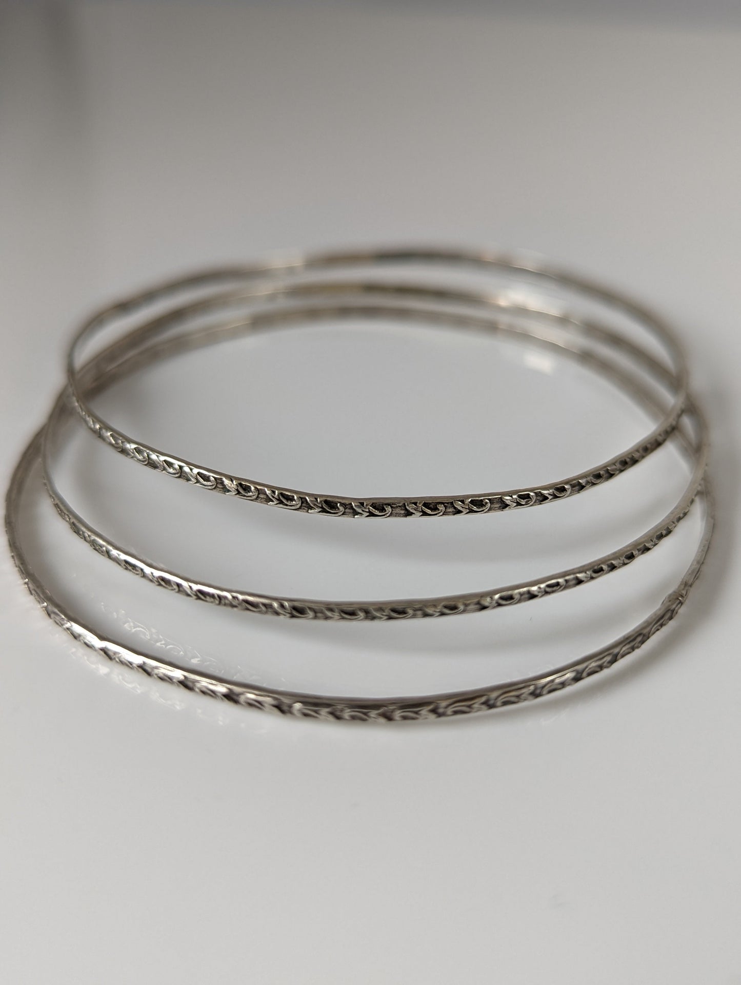 Silver Steed Slim Vine Silver Bangle