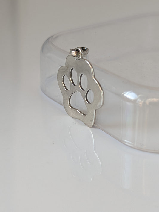 Silver Steed Flat Paw Print Silver Pendant
