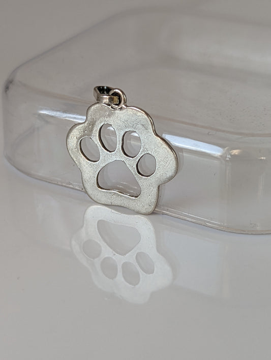 Silver Steed Flat Paw Print Silver Pendant