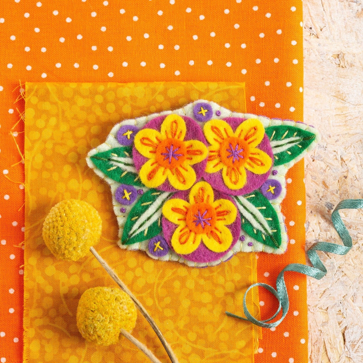 'Penelope' Flower Felt Craft Brooch Kit for Beginners