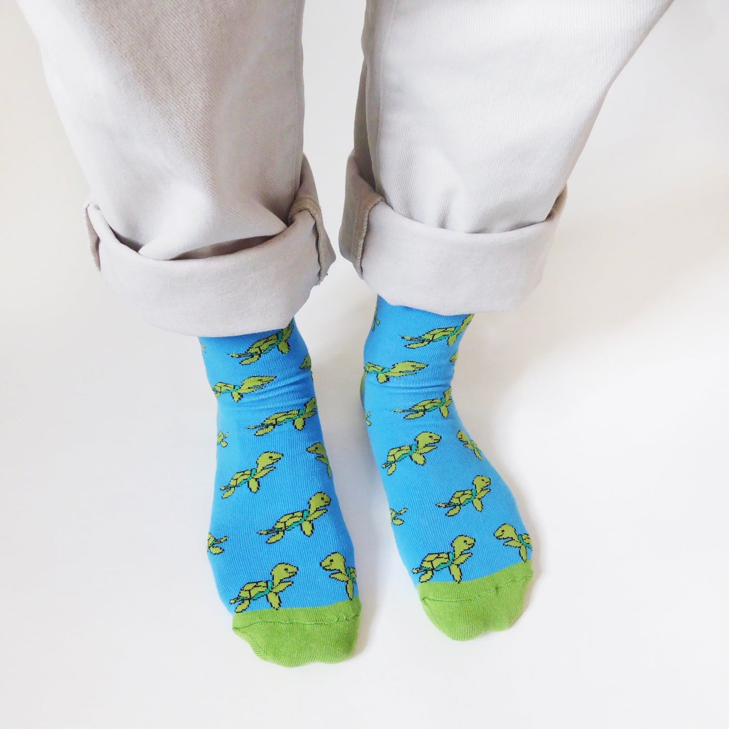 Save the Turtles Bamboo Socks