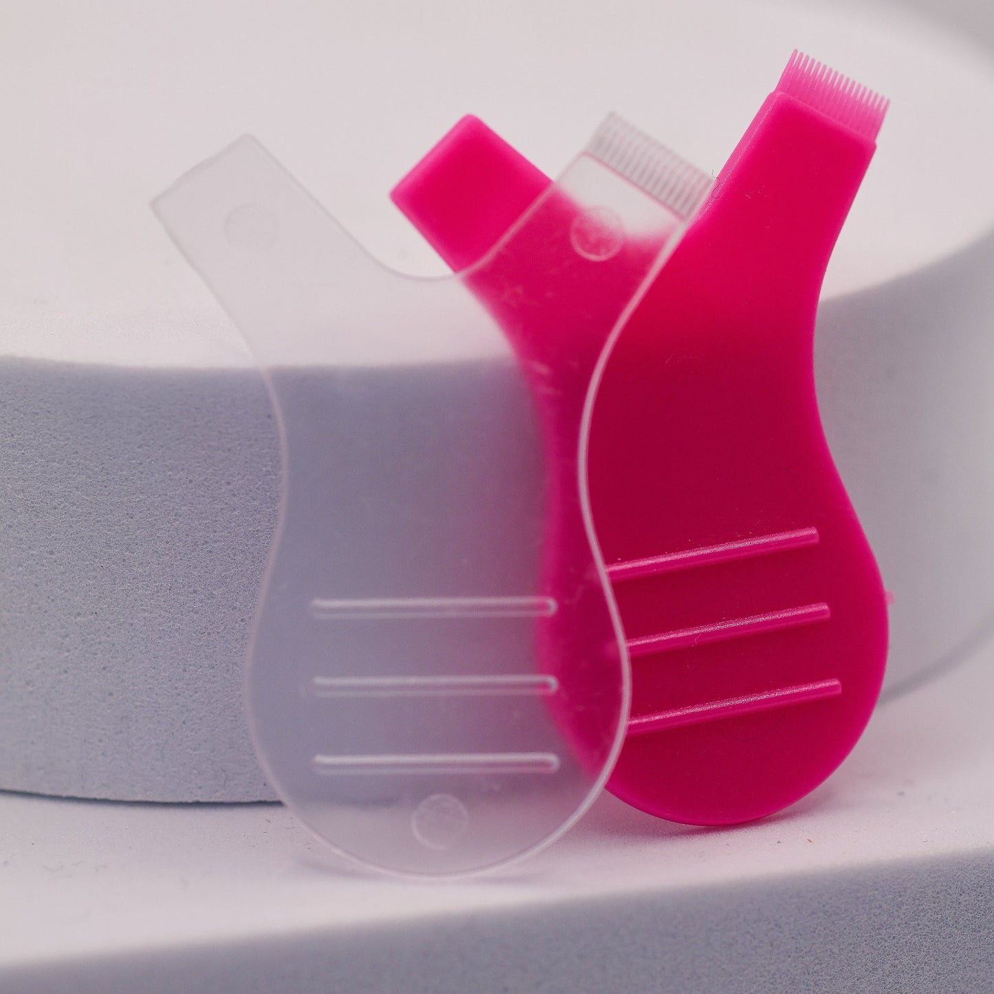 Y Comb for Lash Lifting