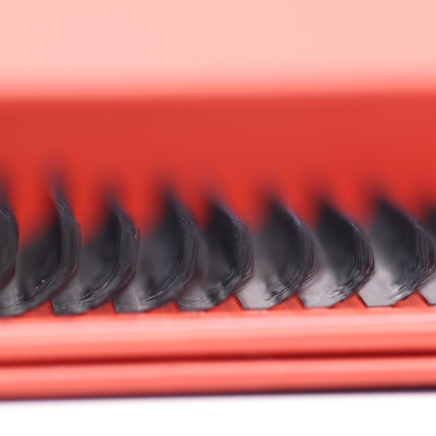 8D Clover Lashes – 16 Row Single Length Trays