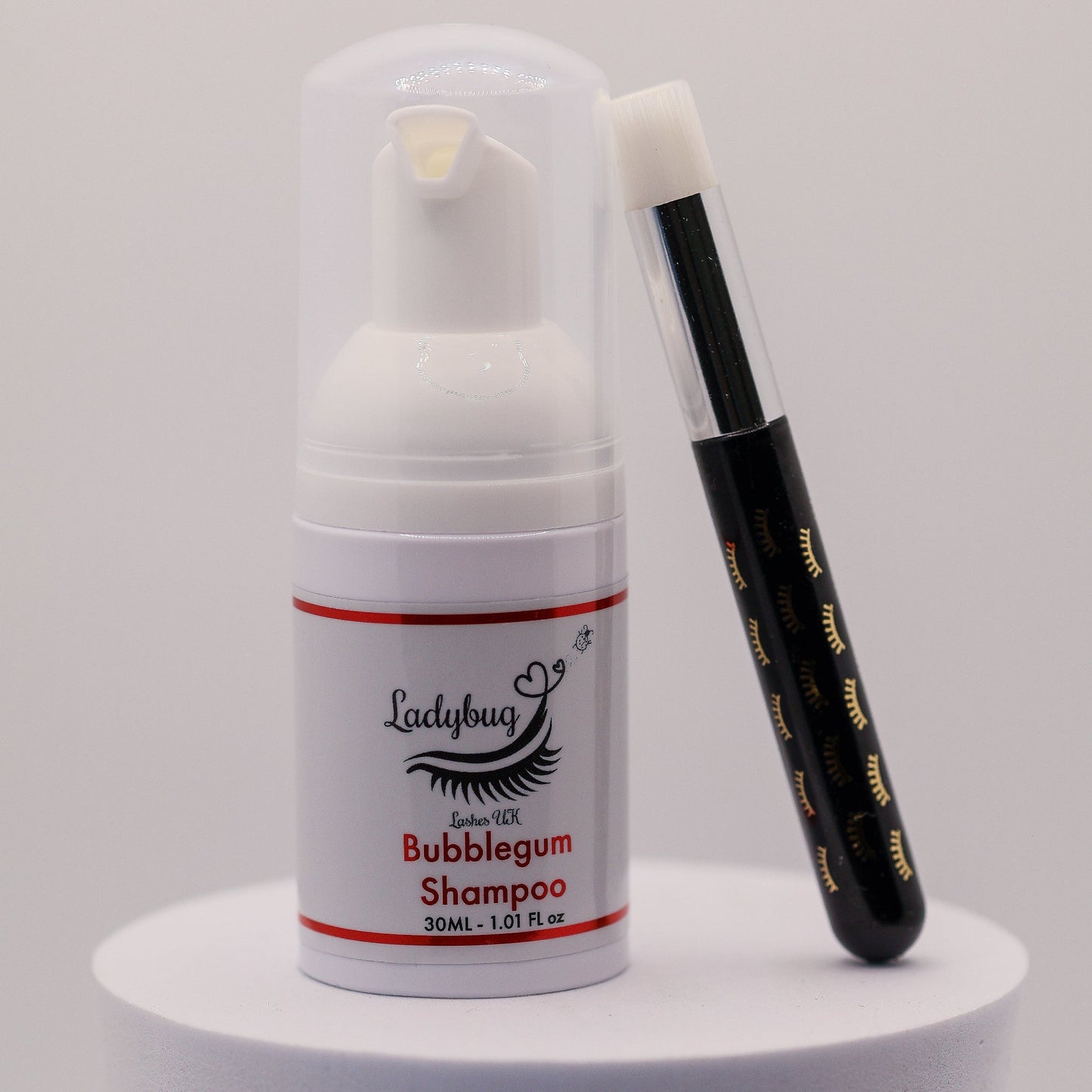 Bubblegum Scented Lash Shampoo 30ml Cosmetic Grade with brush