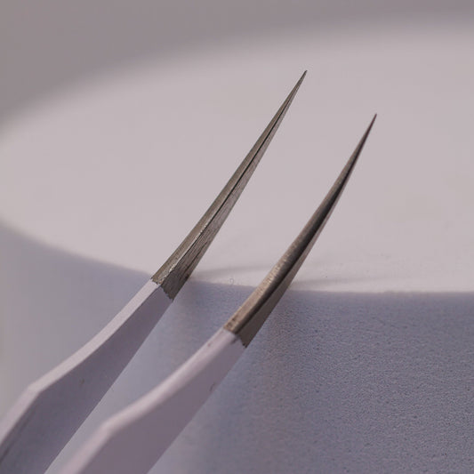 Angled Swoop Tweezers Smooth Tip