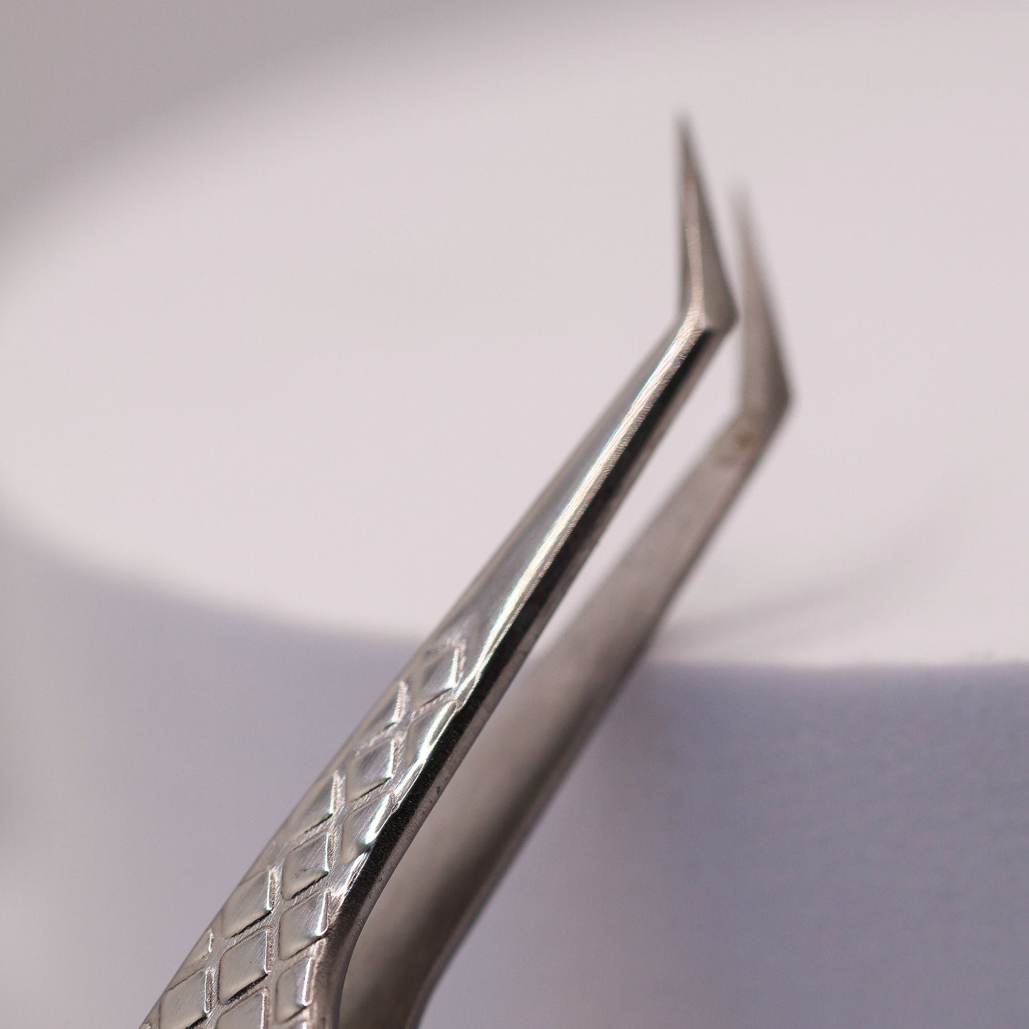 Angled Fibre Grip Volume Tweezers Silver or Pink