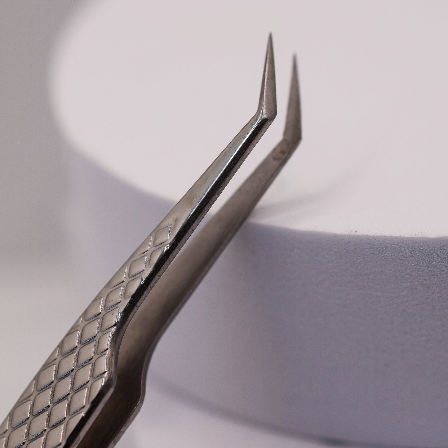 Angled Fibre Grip Volume Tweezers Silver or Pink