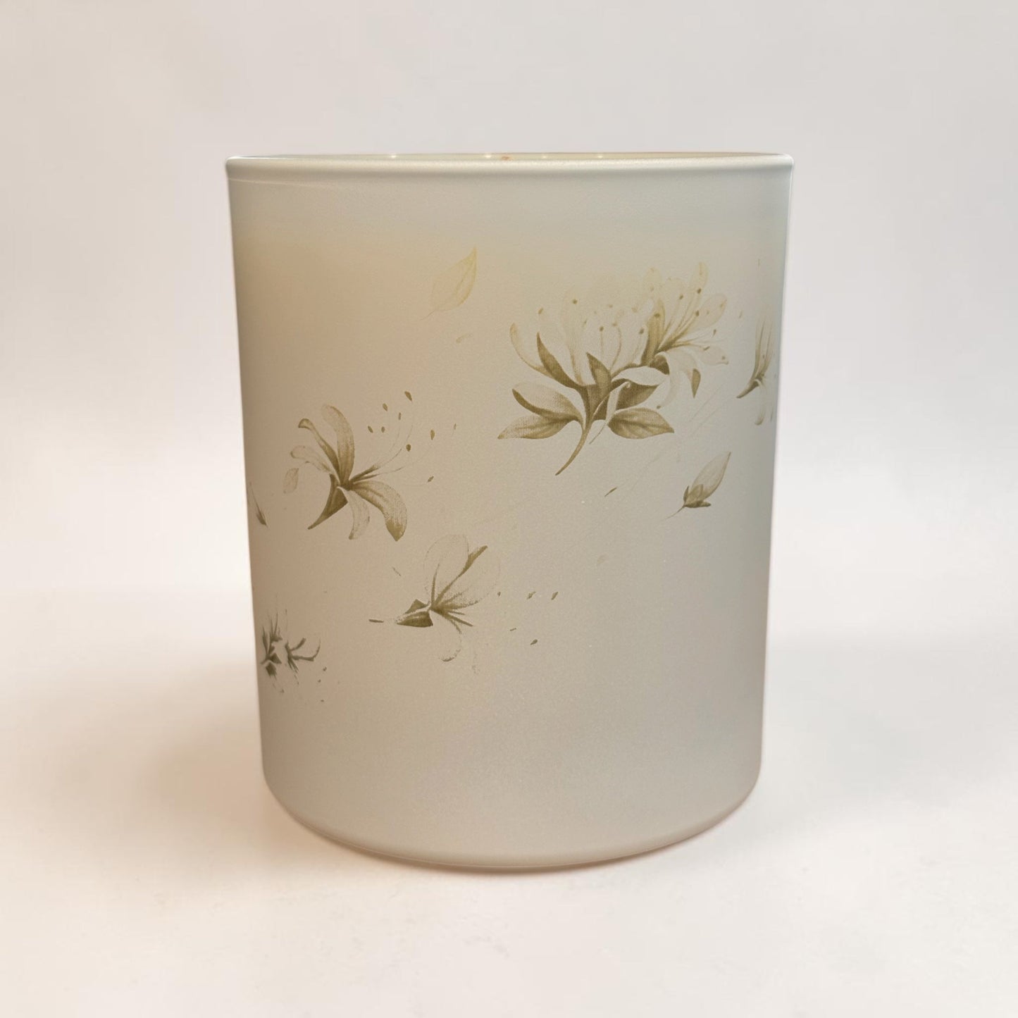 Honeysuckle & Sandalwood – Luxury Soy Candle (30cl)