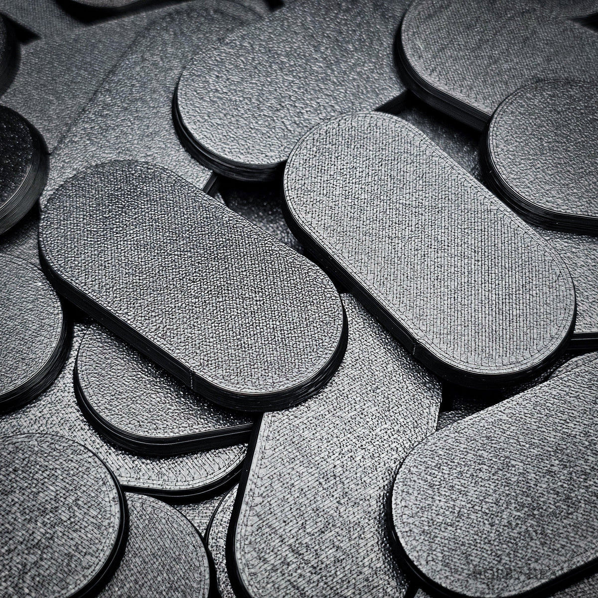 50x25mm Pill Plain Black Plastic Bases 3D Print