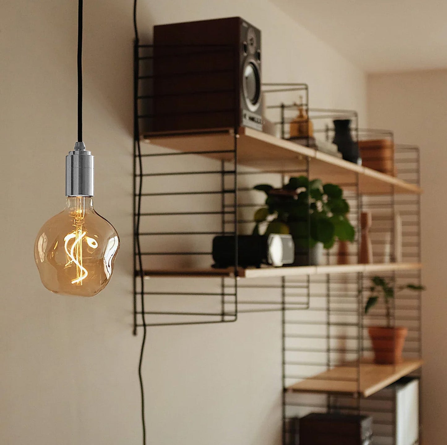 Voronoi I Plug-In Pendant in Stainless Steel